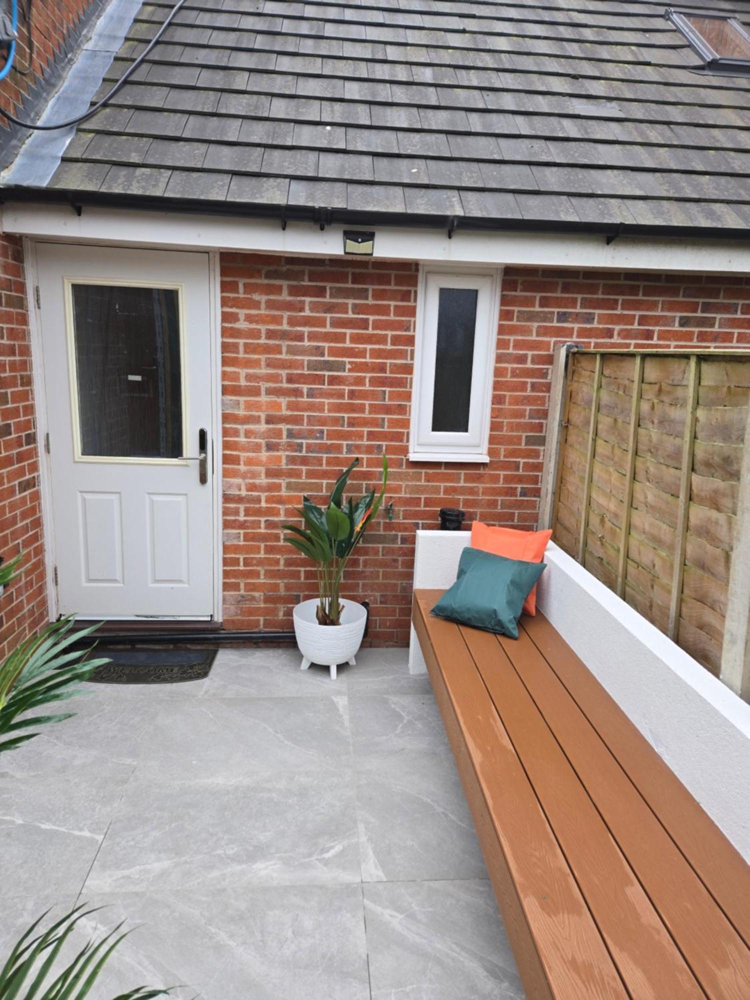 The Cosy Pod Studio - Short Stay In Salford Salford (Greater Manchester) Exterior photo